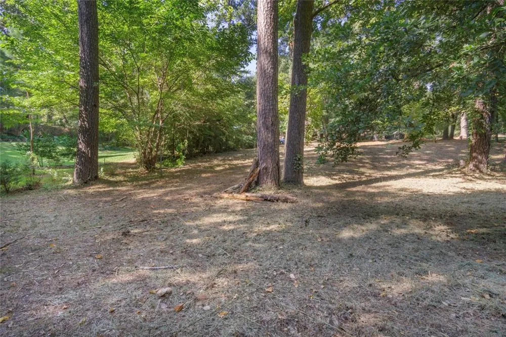565 Spring Lake Drive Shreveport, LA 71106