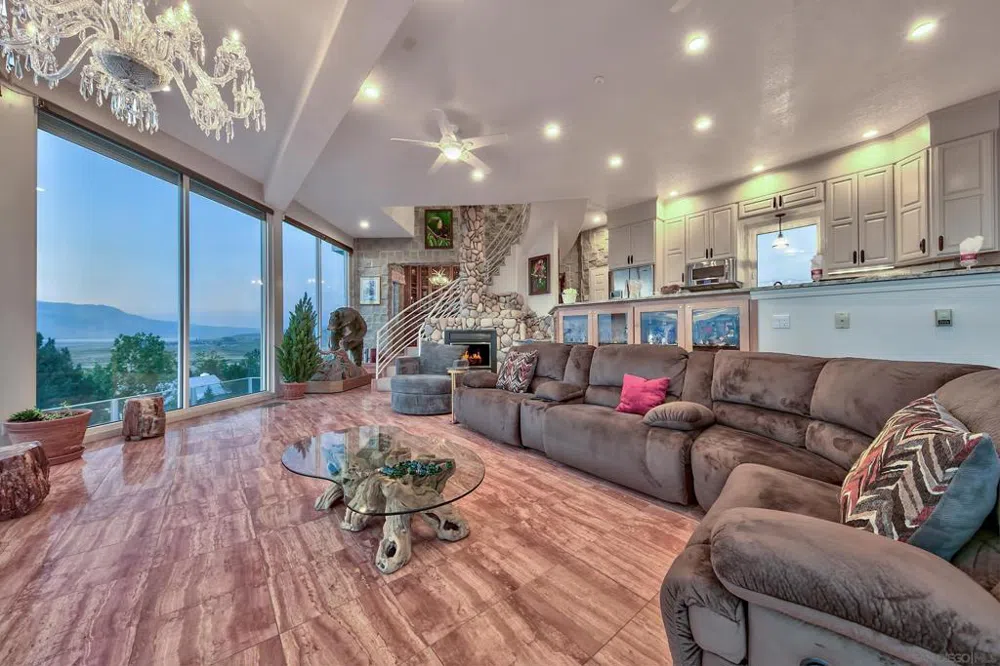 350 Aspen Lane Bridgeport, CA 93517