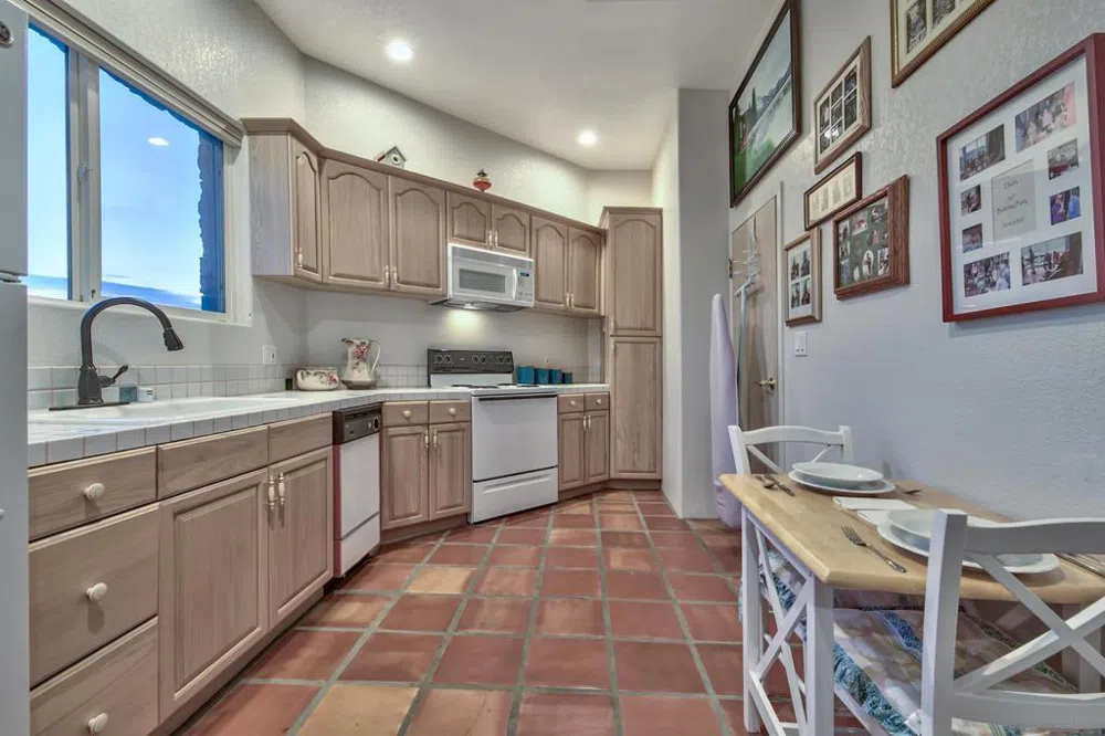 350 Aspen Lane Bridgeport, CA 93517