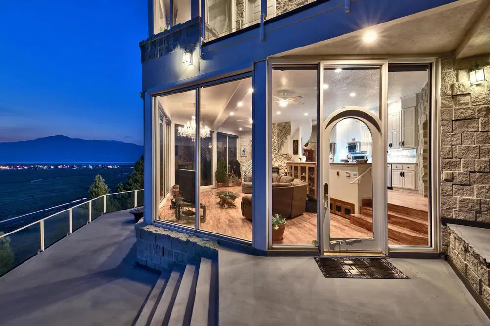 350 Aspen Lane Bridgeport, CA 93517