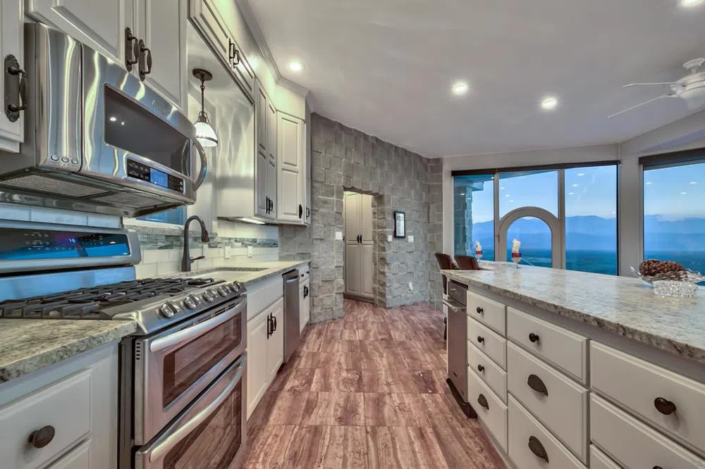 350 Aspen Lane Bridgeport, CA 93517