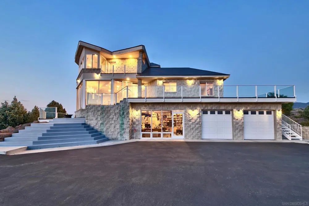 350 Aspen Lane Bridgeport, CA 93517