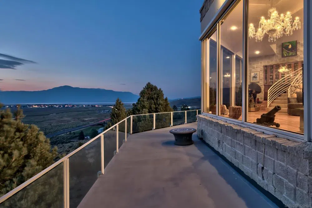 350 Aspen Lane Bridgeport, CA 93517