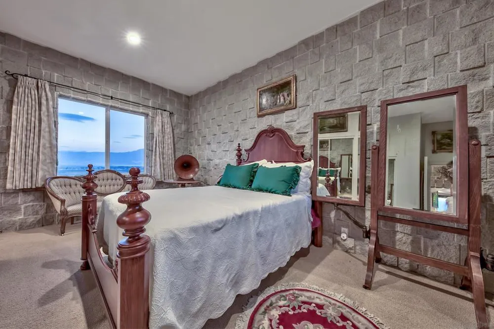 350 Aspen Lane Bridgeport, CA 93517