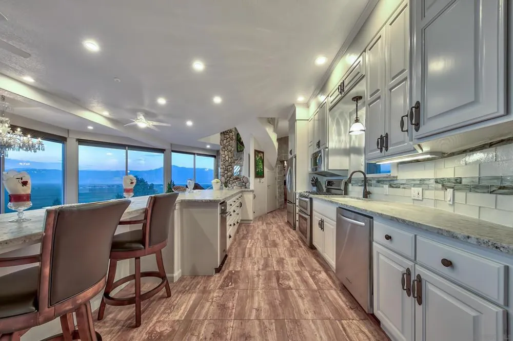 350 Aspen Lane Bridgeport, CA 93517