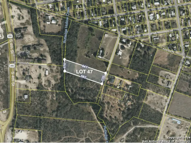 1075 S SEVENTH ST Poteet, TX 78065