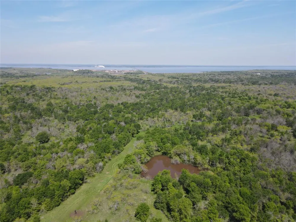 SE CR 1240 Streetman, TX 75859