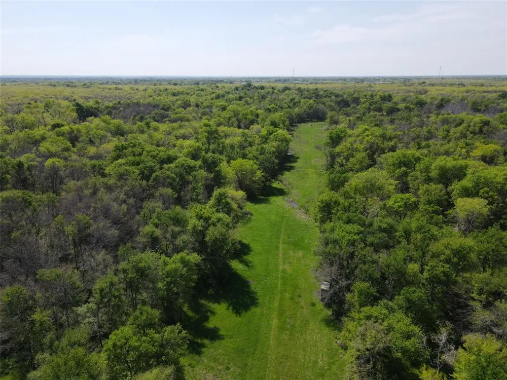 SE CR 1240 Streetman, TX 75859