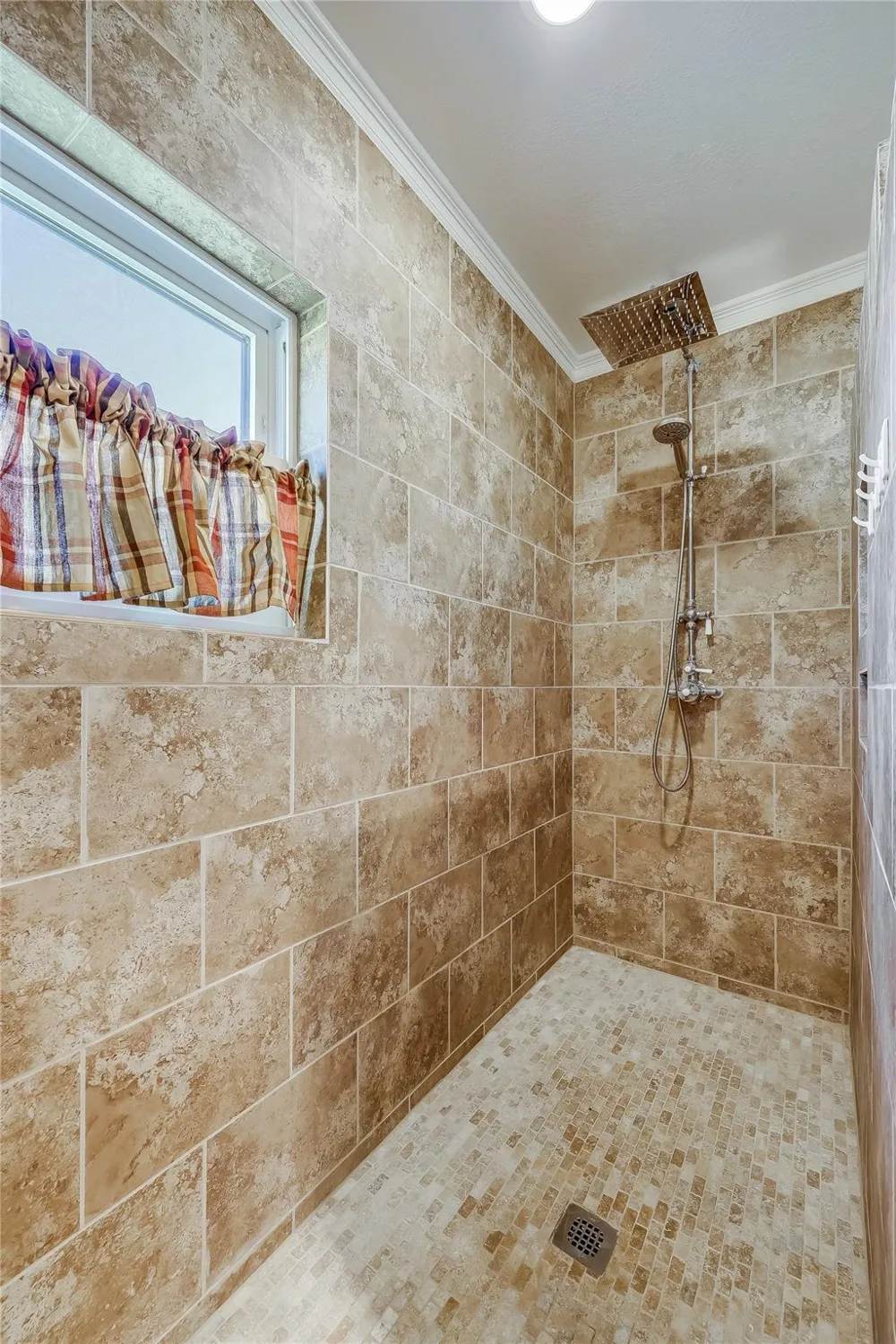 20902 Twisting Trail Lago Vista, TX 78645