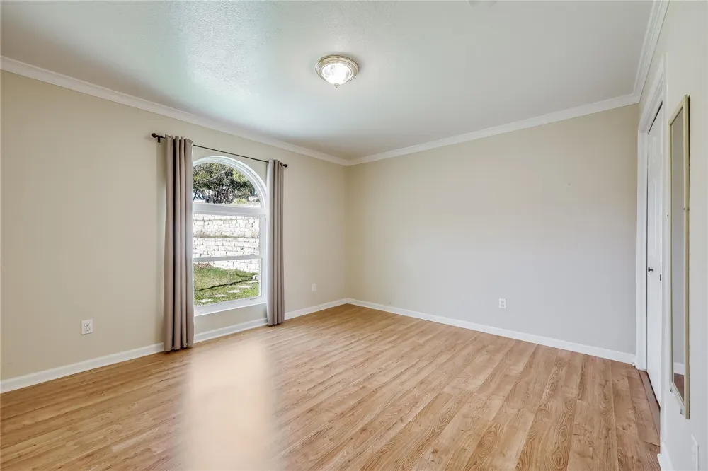 20902 Twisting Trail Lago Vista, TX 78645