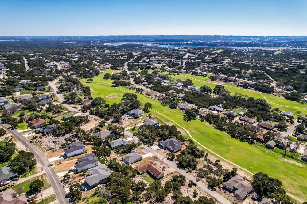 20902 Twisting Trail Lago Vista, TX 78645