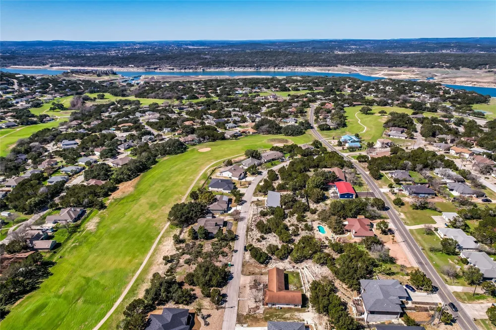 20902 Twisting Trail Lago Vista, TX 78645