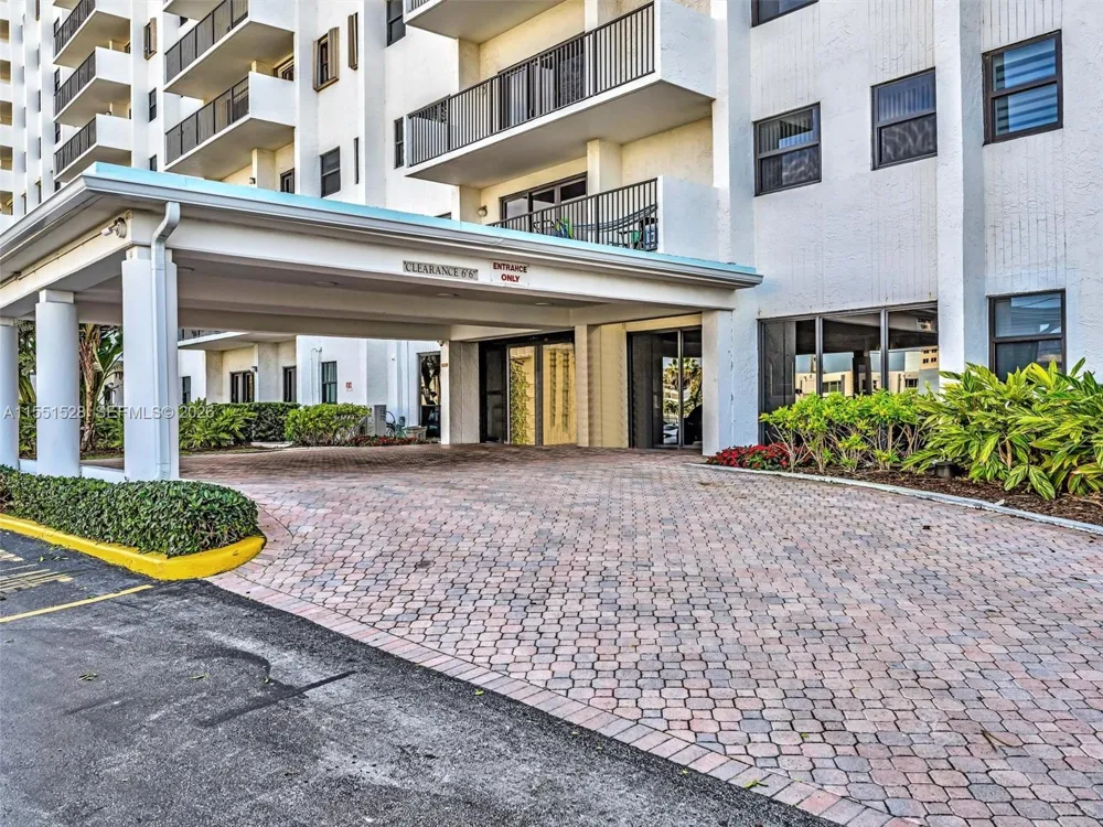 1201 S Ocean Dr #1112N Hollywood, FL 33019