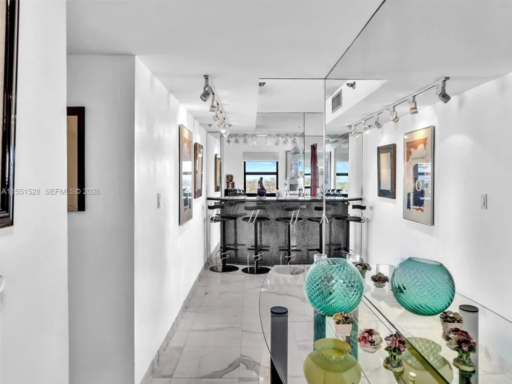 1201 S Ocean Dr #1112N Hollywood, FL 33019