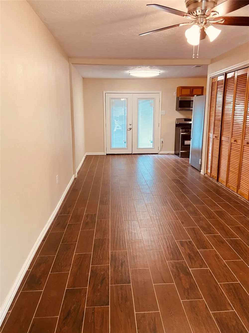 4139 Holloway Drive Houston, TX 77047
