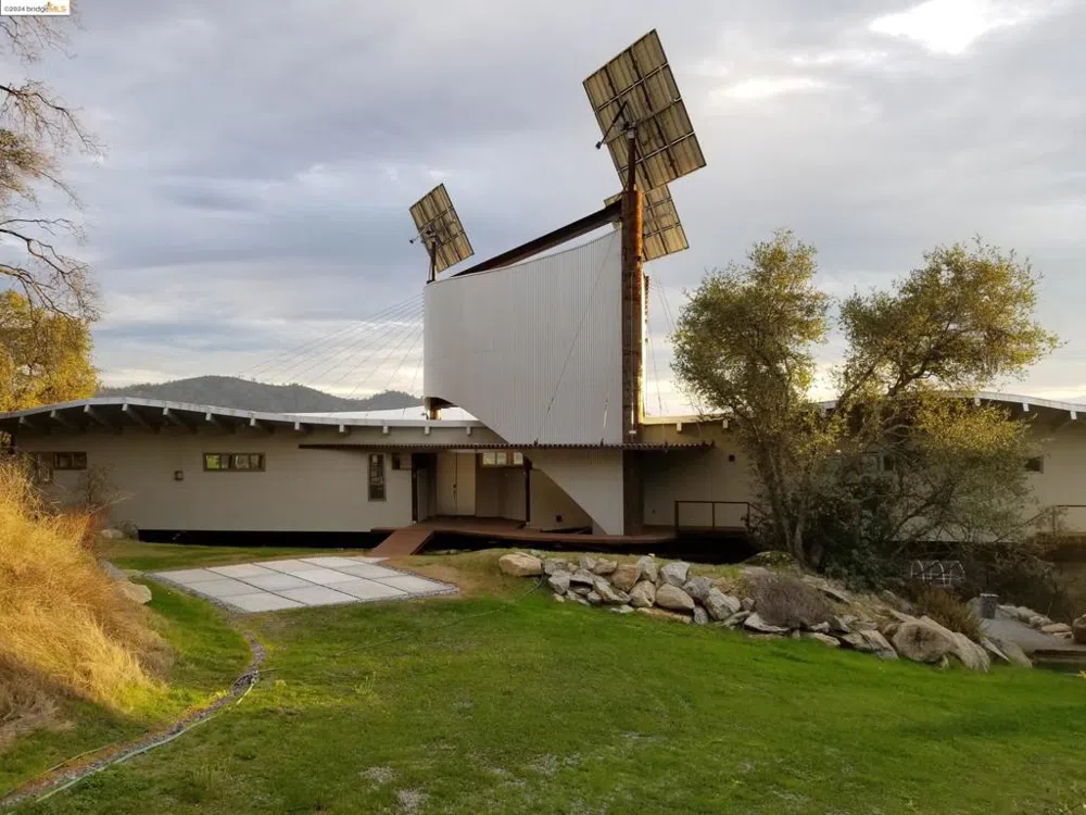 3599 Hector RD Newcastle, CA 95658