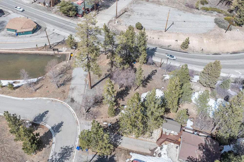 791 Talmadge Road Big Bear, CA 92315