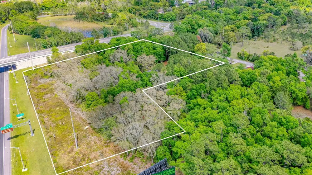 W MAIN STREET Lake Helen, FL 32744