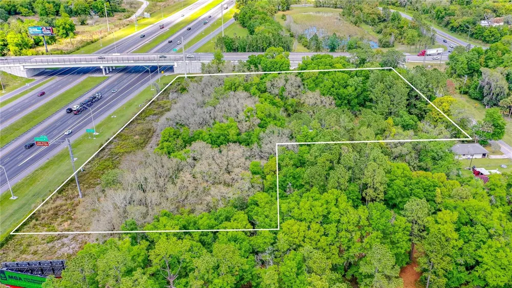 W MAIN STREET Lake Helen, FL 32744