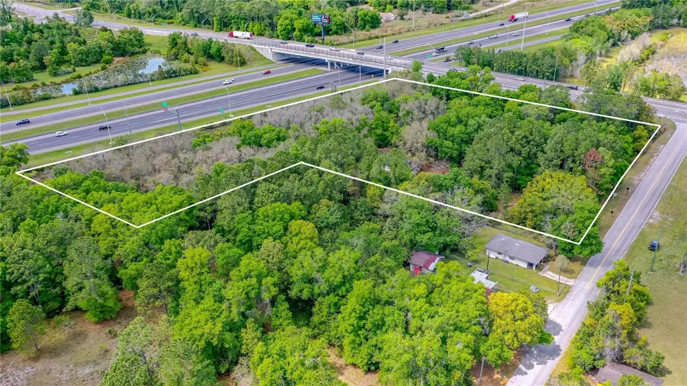 W MAIN STREET Lake Helen, FL 32744