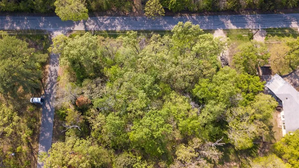 1366 Utopia Road Tool, TX 75143