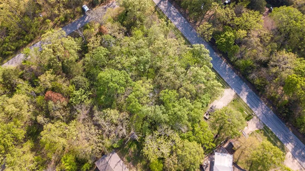 1364 Utopia Road Tool, TX 75143