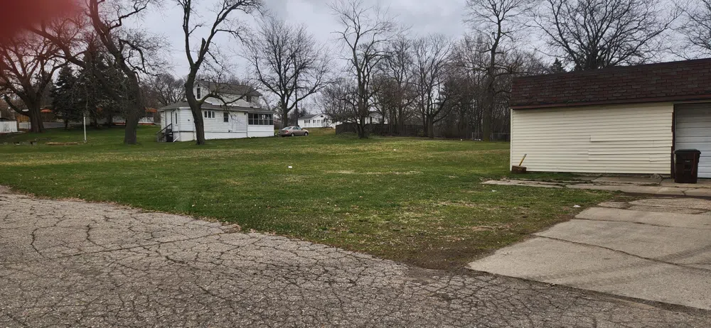 1214 Page Avenue Jackson, MI 49203