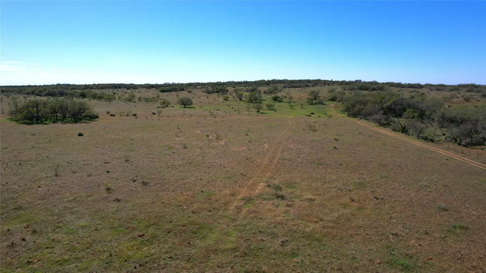 1913 County Road 3000 Pearsall, TX 78061