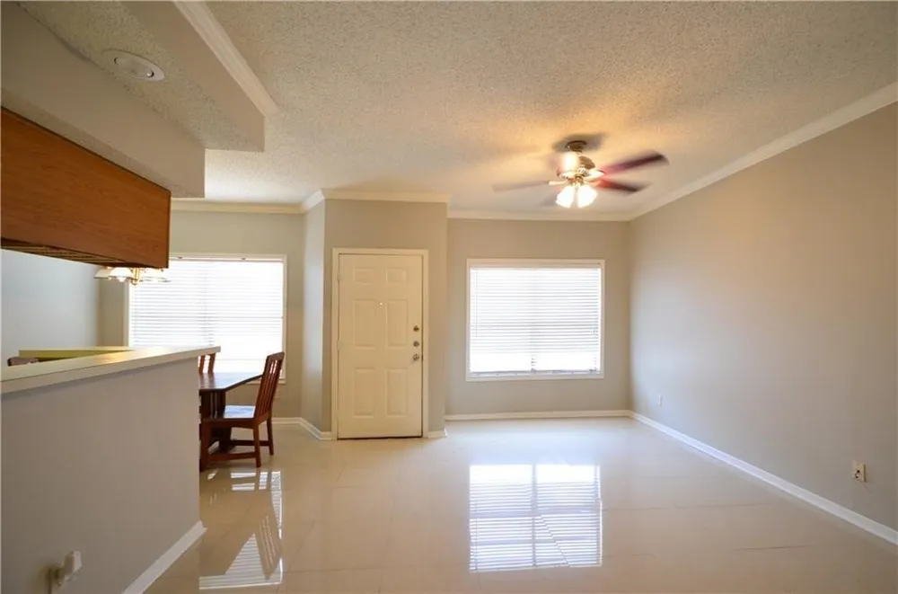 915 W 23rd Street #201 Austin, TX 78705