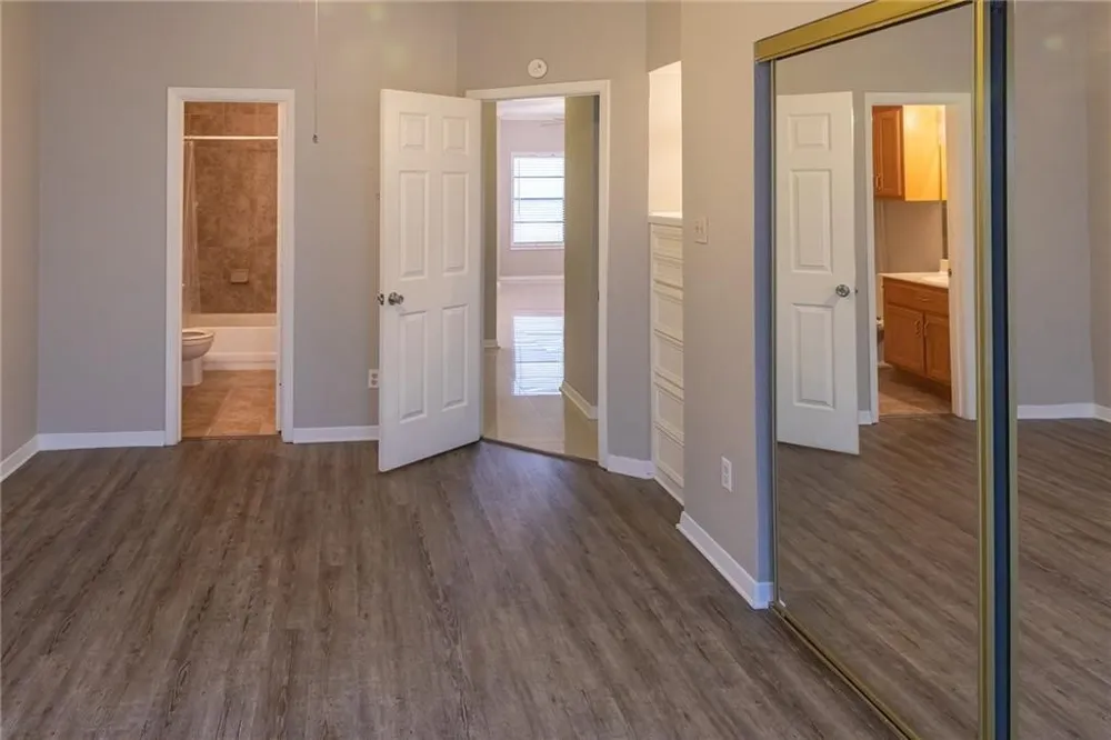 915 W 23rd Street #201 Austin, TX 78705