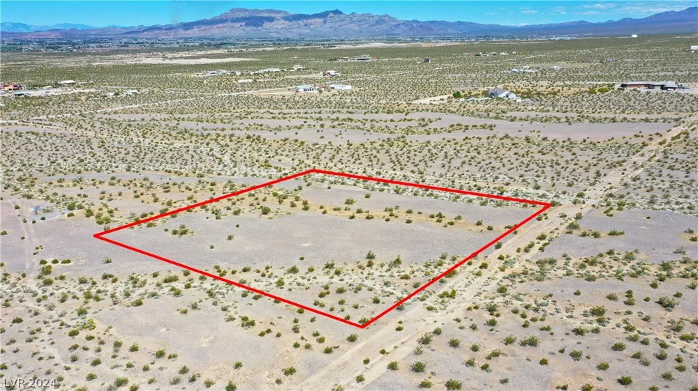 2721 E Kyle Way Pahrump, NV 89060