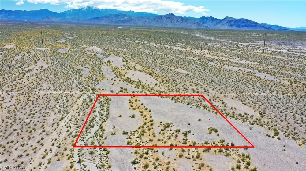 2721 E Kyle Way Pahrump, NV 89060