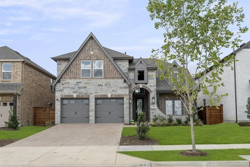1841 Jasmine June Mesquite, TX 75181