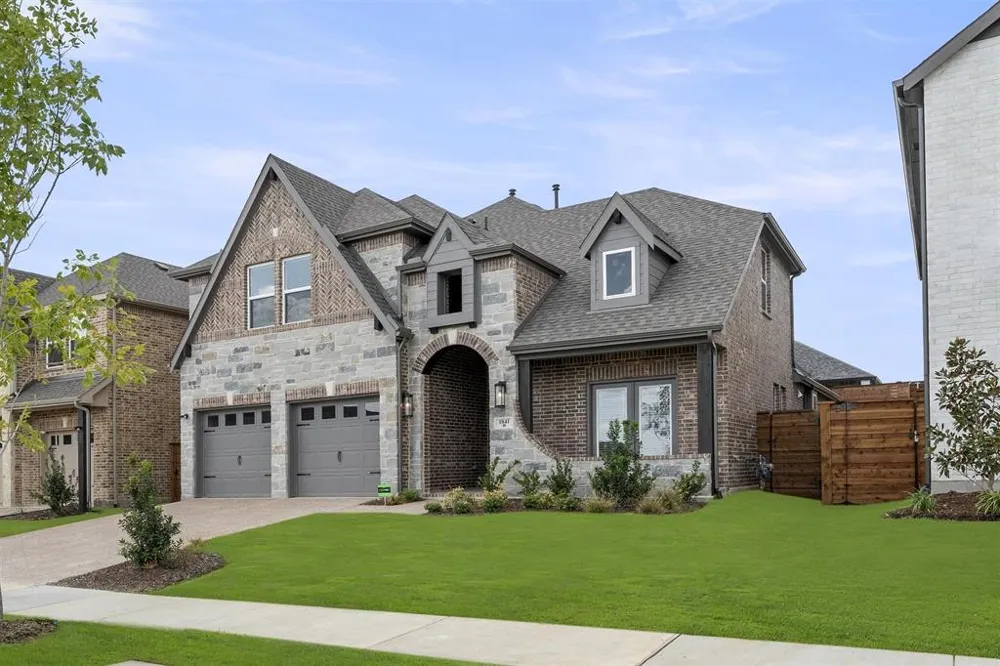 1841 Jasmine June Mesquite, TX 75181