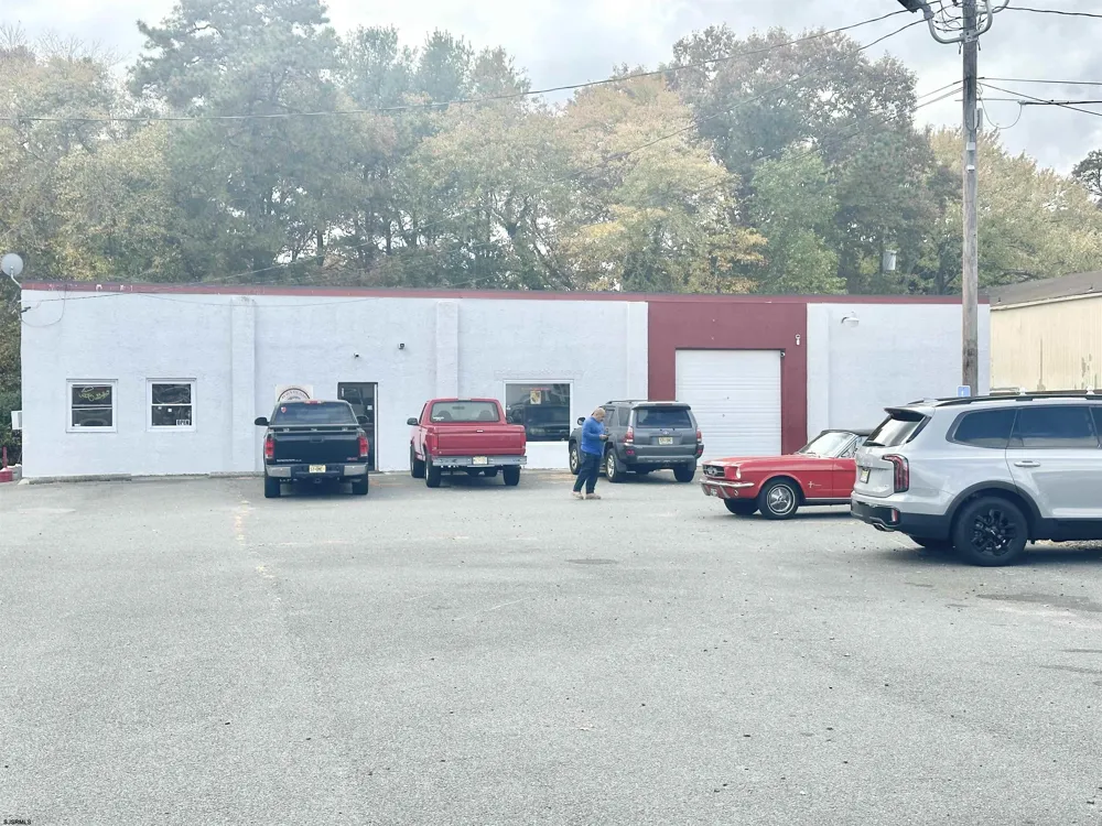 318 E White Horse Pike Galloway Township, NJ 08205