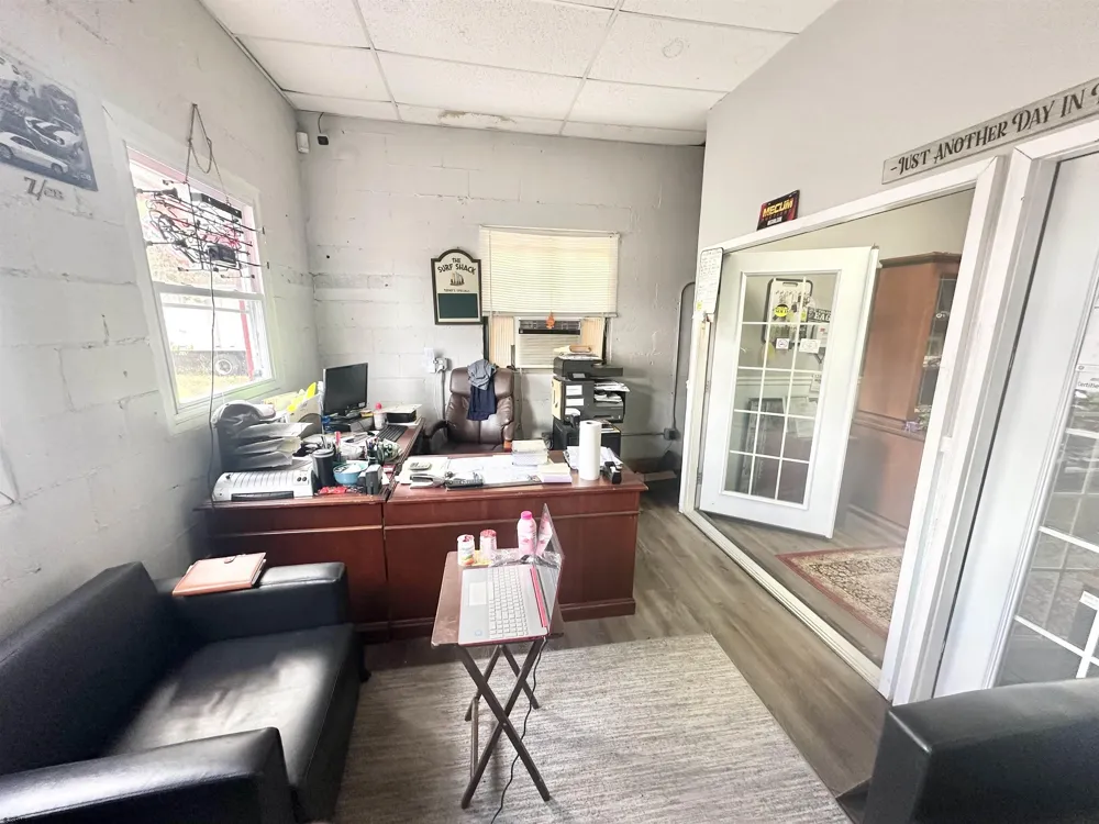 318 E White Horse Pike Galloway Township, NJ 08205