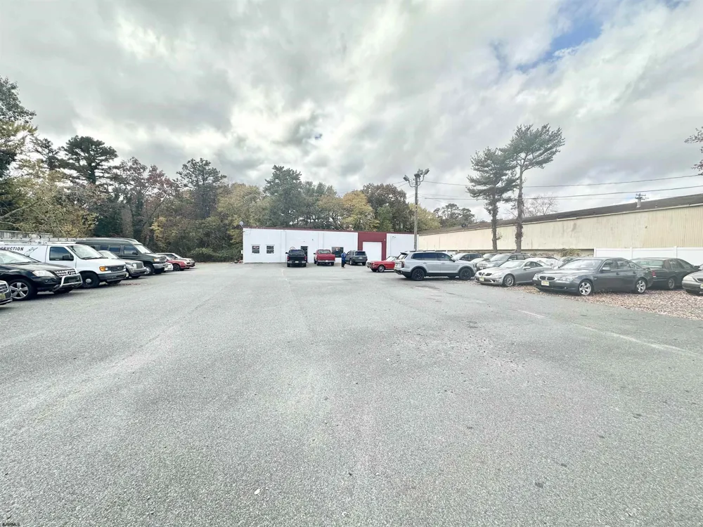 318 E White Horse Pike Galloway Township, NJ 08205