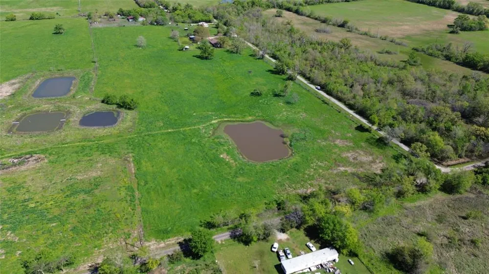 Rs County Road 3410 Emory, TX 75440