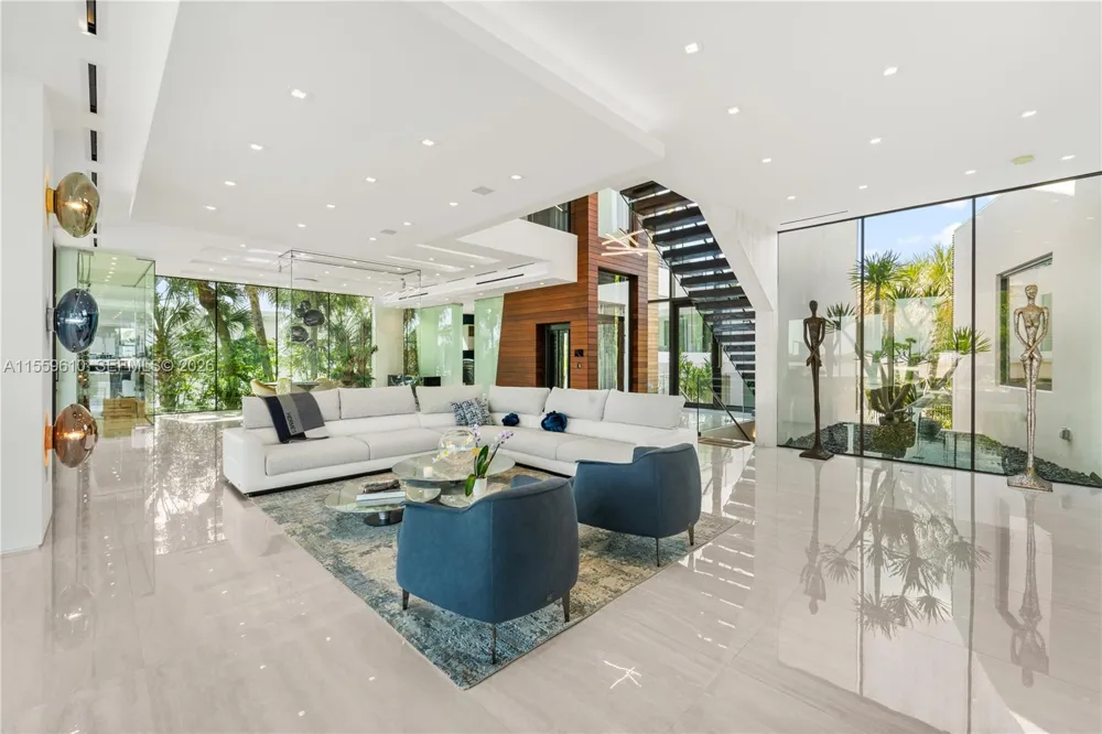 1133 Belle Meade Island Dr Miami, FL 33138