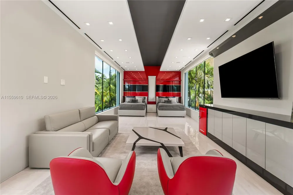 1133 Belle Meade Island Dr Miami, FL 33138