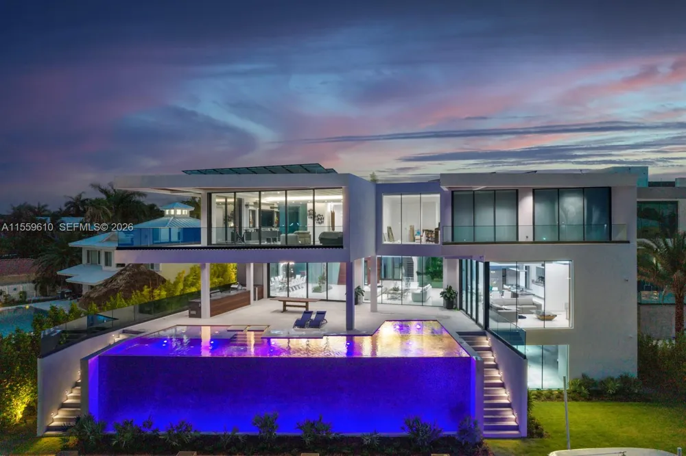 1133 Belle Meade Island Dr Miami, FL 33138