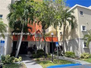 8255 Lake Dr #204 Doral, FL 33166