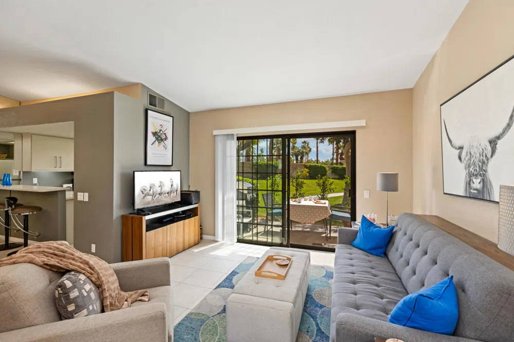 500 S Farrell Drive #H49 Palm Springs, CA 92264