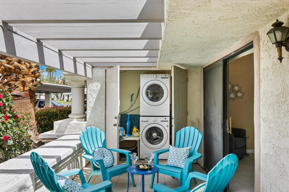500 S Farrell Drive #H49 Palm Springs, CA 92264