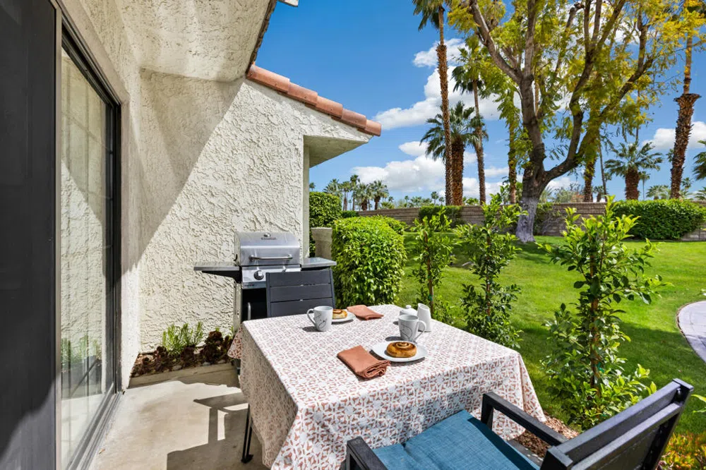 500 S Farrell Drive #H49 Palm Springs, CA 92264