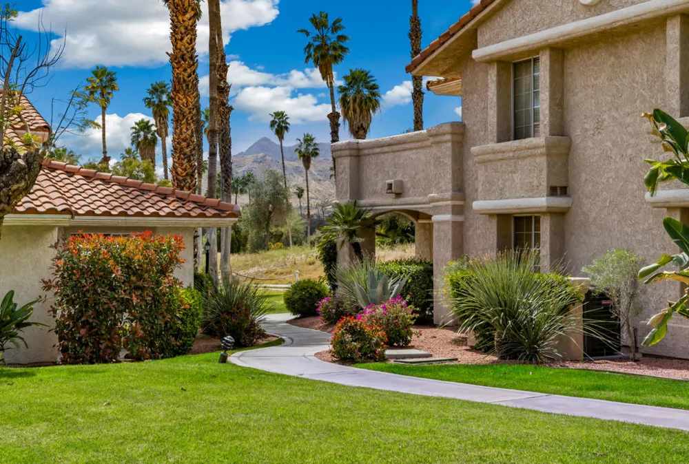 500 S Farrell Drive #H49 Palm Springs, CA 92264