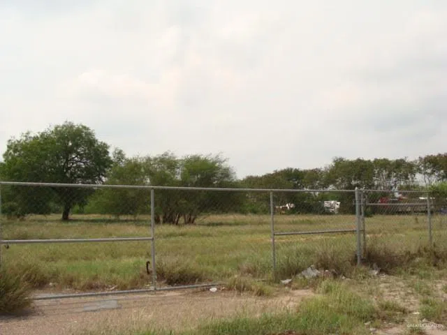 2612 S Cage Boulevard Pharr, TX 78577