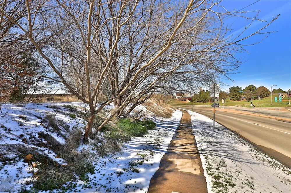 189 Locust Abilene, TX 79602
