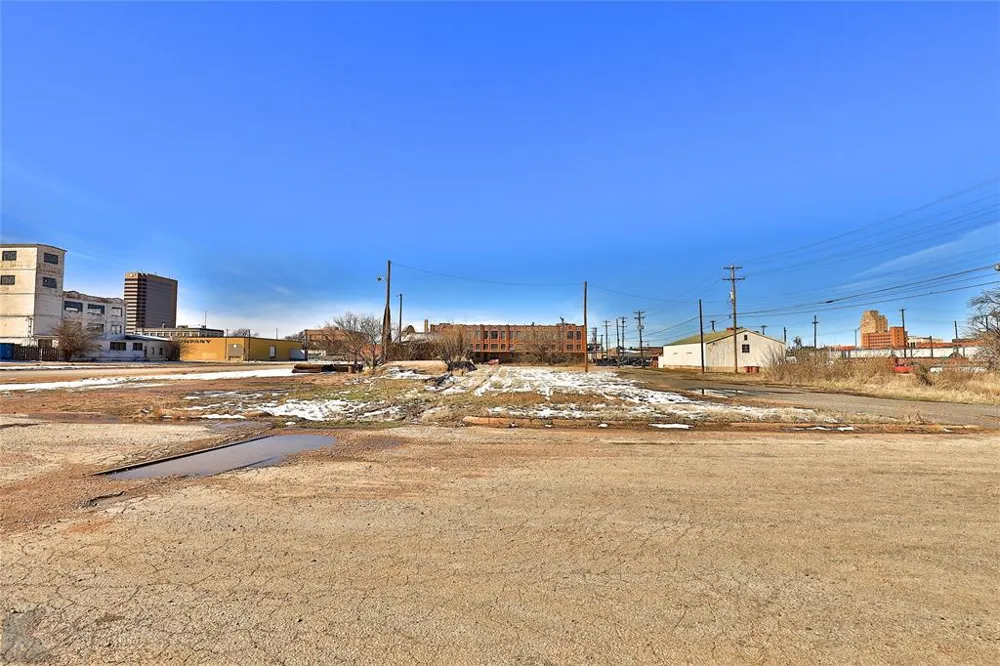 189 Locust Abilene, TX 79602