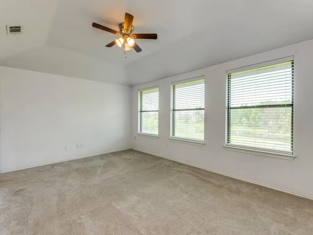 2603 Lake Ridge Road Glenn Heights, TX 75154